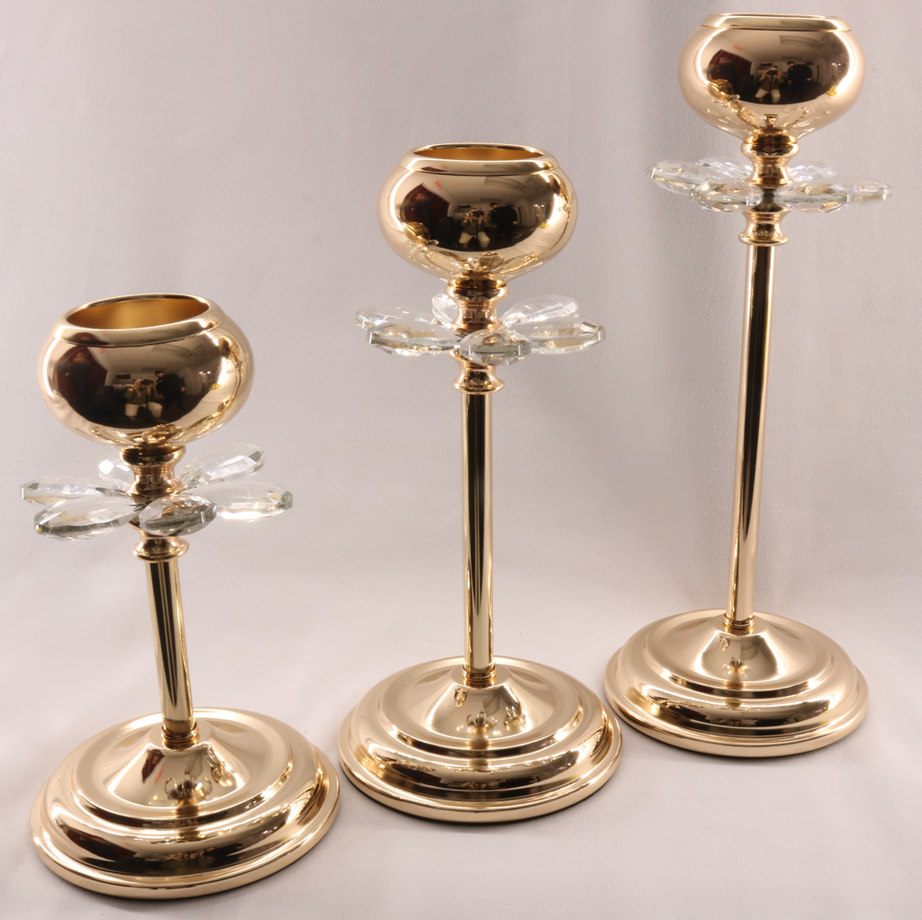 Candle Holder Set of 3 - Wings around Pole Bown on Top